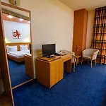 Hotel Torontal