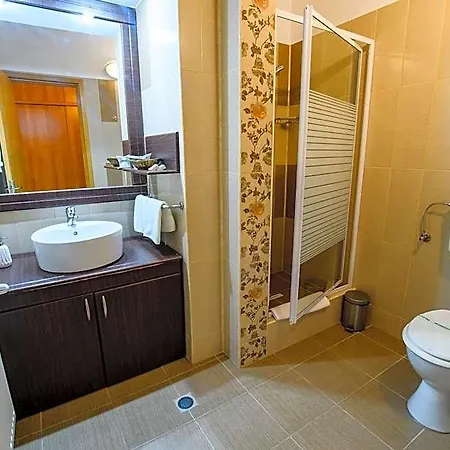 Hotel Torontal