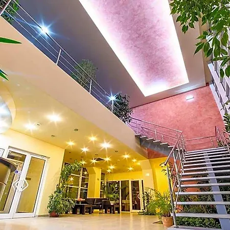 Torontal Hotel