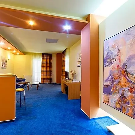 Hotel Torontal 3*