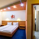 Torontal Отель 3*