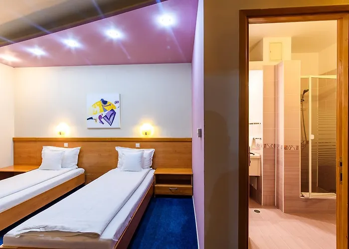 Hotel Torontal Hotel